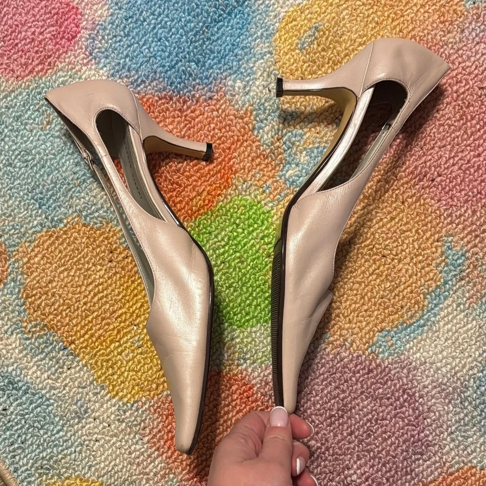 Elegant Blush Pink Pointed Toe Heels - Picture 5 of 7